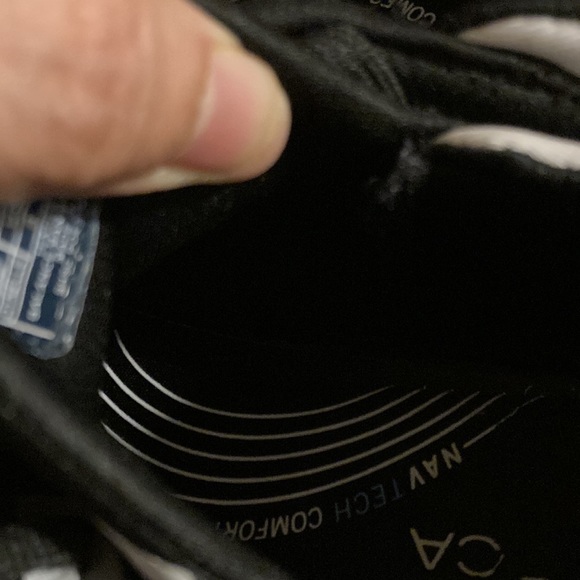 women náutica Size 8 - Picture 7 of 8